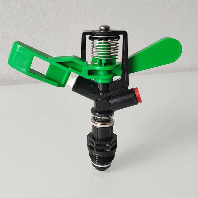 Irrigation Green 1/2″Male Plastic Sprinkler