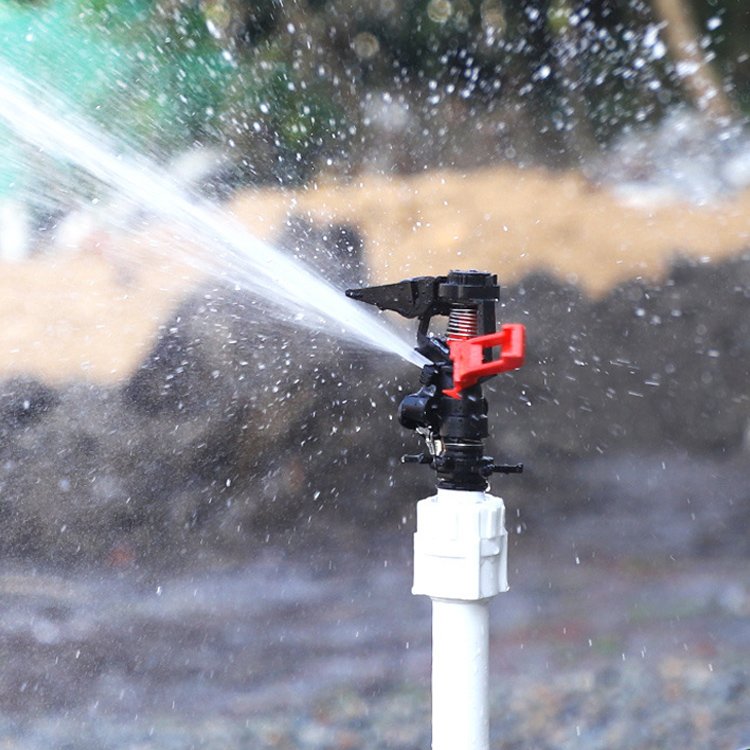 Red Rotating Sprinkler Irrigation Sprinkler