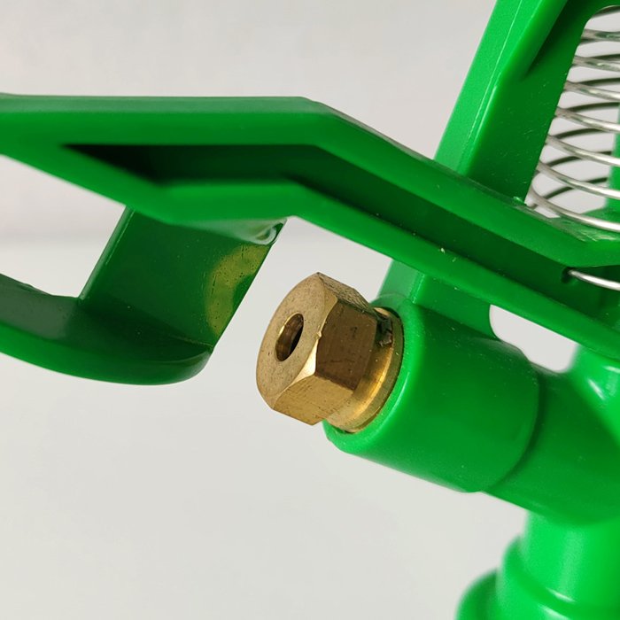 3/4” Green plastic Lawn Sprinkler