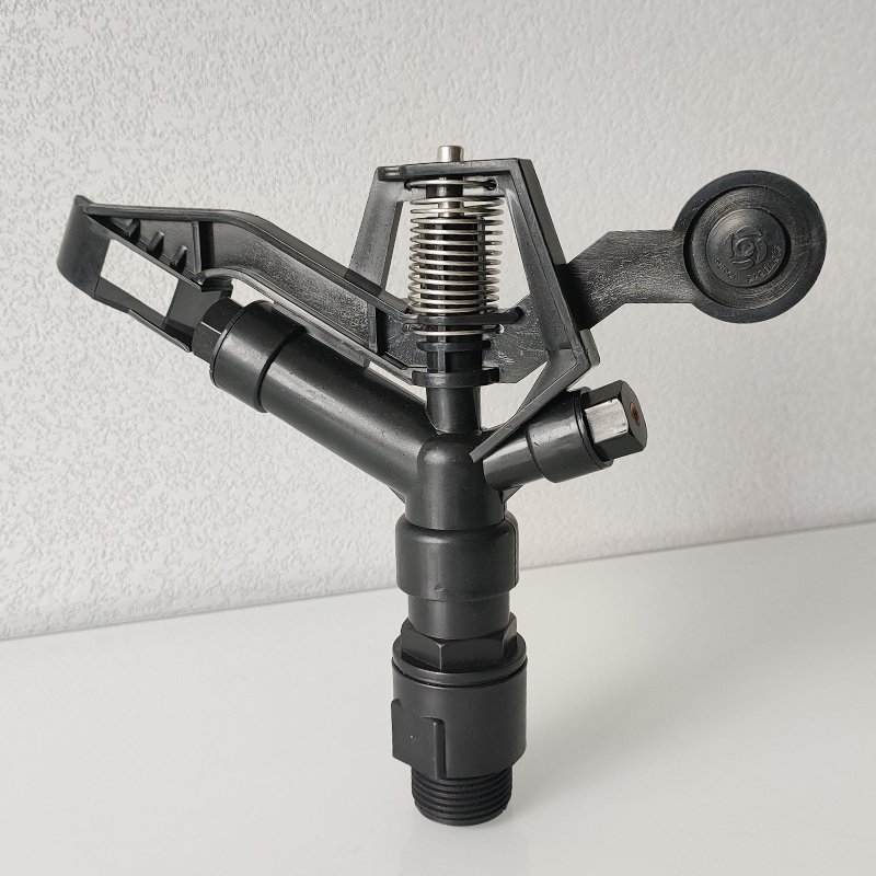 Black 1" Circle Impact Garden Sprinkler