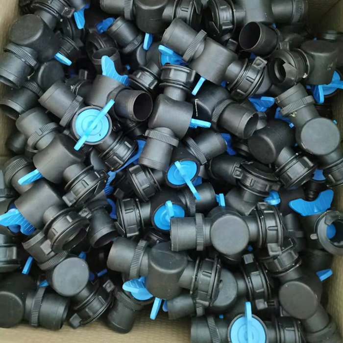 20/25/28/32mm Drip Tape Bypass Valve Irrigation Lock Ring Offtake Valve